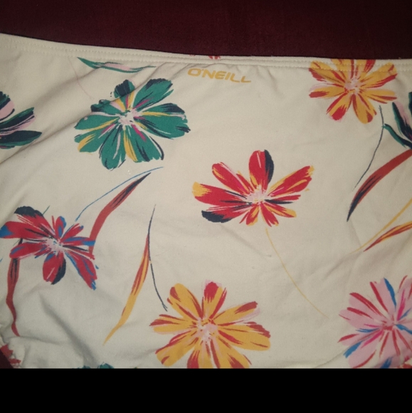O'NEILL floral swim bottoms - Picture 3 of 3